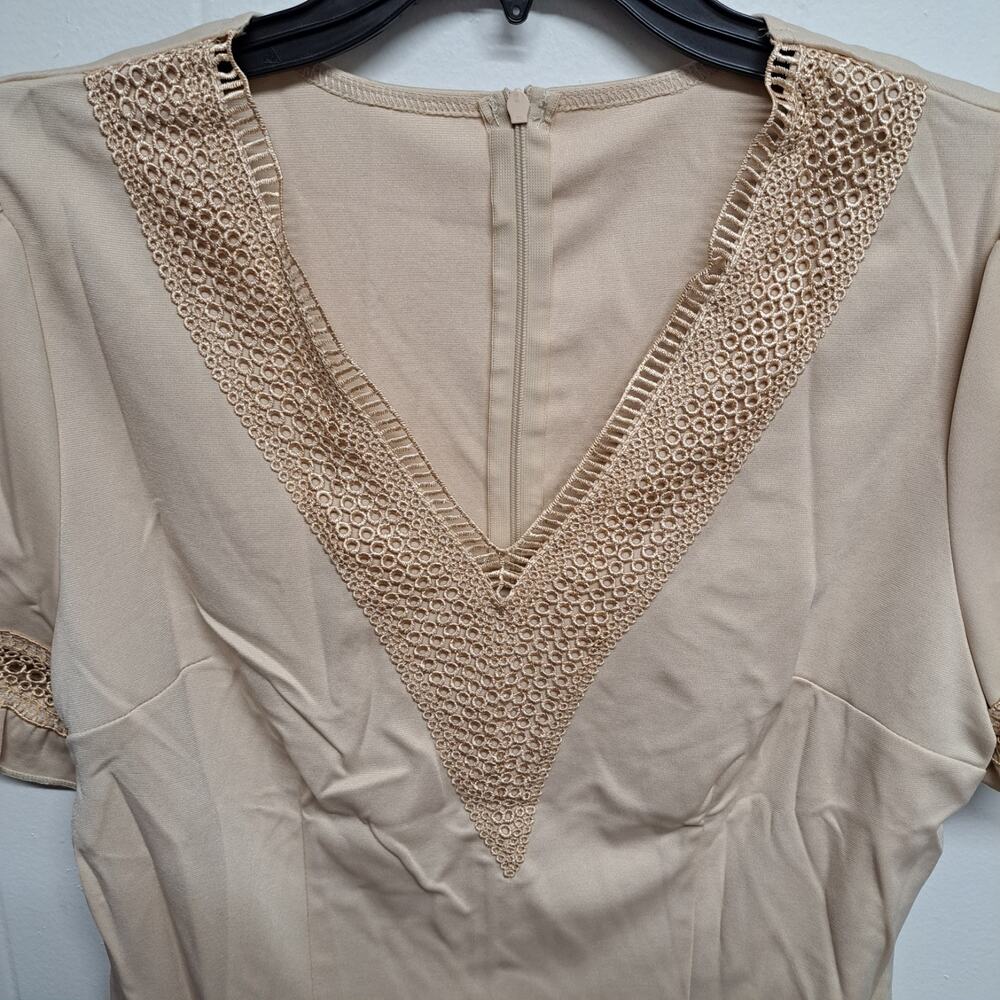 Women Dress Lace V Neck Ruffle Sleeve Casual Short Mini Dress Ligth Khaki Size L - Picture 3 of 11